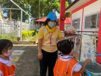 ศูนย์พัฒนาเด็กเล็กวัดดอนแก้ว พร้อมคณะครูผู้ดูแลเด็ก นำนักเรียน ร่วมจัดกิจกรรมหนูน้อยจิตอาสาบำเพ็ญสาธารณประโยชน์