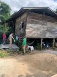 งานสังคมสงเคราะห์ ลงพื้นที่ชุมชนสองแคว 1 จำนวน 2 หลังคาเรือน เพื่อติดตามการดำเนินงานการปรับสภาพที่อยู่อาศัยครัวเรือนมีรายได้น้อย 