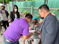 ร่วมมอบทุนทรัพย์เพื่อช่วยเหลือครัวเรือนผู้ประสบปัญหาอัคคีภัย ชุมชนสองแคว 1