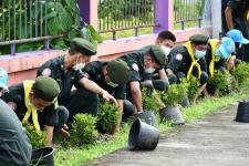 โรงเรียนเทศบาลเฉลิมพระเกียรติฯ ร่วมปลูกต้นไม้ เนื่องในวโรกาสวันเฉลิมพระชนมพรรษาสมเด็จพระนางเจ้าสิริกิติ์พระบรมราชินีนาถ พระบรมราชชนนีพันปีหลวง