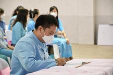 พิธีถวายพระพรชัยมงคล เนื่องในวโรกาส วันเฉลิมพระชนมพรรษาสมเด็จพระนางเจ้าสิริกิติ์พระบรมราชินีนาถ พระบรมราชชนนีพันปีหลวง ประจำปี 2565 โรงเรียนเทศบาลเฉลิมพระเกียรติสมเด็จพระเทพรัตนราชสุดาฯ สยามบรมราชกุมารี