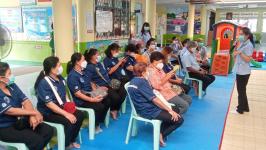 ศูนย์พัฒนาเด็กเล็กวัดมณีไพรสณฑ์ เข้าร่วมกิจกรรมพัฒนาศักยภาพเครือข่ายผู้สูงอายุในชุมชน เพื่อส่งเสริมการดูแลหญิงตั้งครรภ์และพัฒนาเด็กไทย ประจำปี 25650