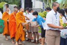 โรงเรียนเทศบาลวัดบุญญาวาส ได้จัดพิธีถวายราชสดุดีเฉลิมพระเกียรติสมเด็จพระนางเจ้าสิริกิติ์พระบรมราชินีนาถ พระบรมราชชนนีพันปีหลวง เนื่องในโอกาสวันเฉลิมพระชนมพรรษา 90 พรรษา