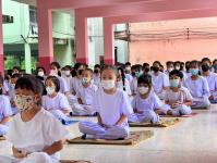 โรงเรียนเทศบาลวัดดอนแก้ว ร่วมกับชมรมพุทธศาสตร์สากล จัดกิจกรรมรณรงค์ต้านสิ่งเสพติดและการใช้กัญชาในสถานศึกษา