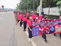 โรงเรียนเทศบาลวัดดอนแก้ว ร่วมกับชมรมพุทธศาสตร์สากล จัดกิจกรรมรณรงค์ต้านสิ่งเสพติดและการใช้กัญชาในสถานศึกษา