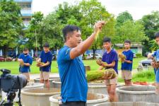 โรงเรียนเทศบาลวัดดอนแก้ว ร่วมกับชมรมพุทธศาสตร์สากล จัดกิจกรรมรณรงค์ต้านสิ่งเสพติดและการใช้กัญชาในสถานศึกษา