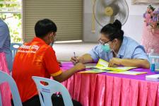 โรงเรียนเทศบาลเฉลิมพระเกียรติสมเด็จพระเทพรัตนราชสุดา ฯ สยามบรมราชกุมารี สังกัดกองการศึกษา เทศบาลนครแม่สอด ตรวจสุขภาพประจำปีให้กับนักเรียน ระดับชั้นมัธยมศึกษาปีที่ 4 ประจำปีการศึกษา 2565