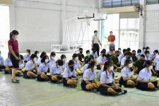 โรงเรียนเทศบาลเฉลิมพระเกียรติสมเด็จพระเทพรัตนราชสุดา ฯ สยามบรมราชกุมารี สังกัดกองการศึกษา เทศบาลนครแม่สอด ตรวจสุขภาพประจำปีให้กับนักเรียน ระดับชั้นมัธยมศึกษาปีที่ 4 ประจำปีการศึกษา 2565