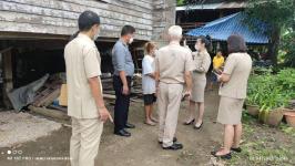 ลงพื้นที่ชุมชนสองแควสอง เพื่อติดตามการปรับสภาพที่อยู่อาศัยแก่ผู้ประสบปัญหาทางสังคม