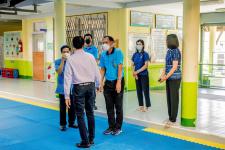 คณะผู้บริหารเทศบาลนครแม่สอดลงพื้นที่ตรวจเยี่ยมสถานศึกษาในสังกัดเทศบาลนครแม่สอด