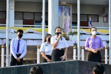 ผู้อำนวยการสถานศึกษาโรงเรียนเทศบาลเฉลิมพระเกียรติฯ กล่าวให้โอวาทนักเรียนภาคเรียนที่ 2 ประจำปีการศึกษา 2565