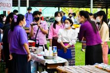 โรงเรียนเทศบาลเฉลิมพระเกียรติฯ จัดกิจกรรมสืบสานประเพณีวันลอยกระทง ประจำปี 2565