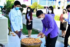 โรงเรียนเทศบาลเฉลิมพระเกียรติฯ จัดกิจกรรมสืบสานประเพณีวันลอยกระทง ประจำปี 2565