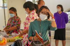 กองการศึกษาเทศบาลนครแม่สอด จัดงานสืบสานประเพณีลอยกระทง ประจำปีงบประมาณ 2565