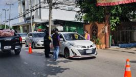 กองวิชาการและแผนงานเข้าร่วมประจำจุดคัดกรองเพื่อเป็นการยับยั้งและป้องกันการแพร่ระบาดโรคติดเชื้อไวรัสโควิด-19