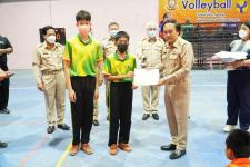 นายกเทศมนตรีนครแม่สอด มอบรางวัลแก่นักเรียนโรงเรียนเทศบาลวัดมณีไพรสณฑ์