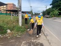 เจ้าหน้าที่กองสวัสดิการสังคมเข้าร่วมเข้าร่วมกิจกรรมจิตอาสาปรับปรุงภูมิทัศน์