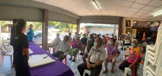 วัน ศุกร์ ที่ 9 ธันวาคม 2565 กองสวัสดิการสังคม เจ้าหน้าที่ฝ่ายพัฒนาชุมชน และเจ้าหน้าที่ กองยุทธศาสตร์ ลงพื้นที่ จัดทำแผนชุมชน เพื่อสอบถามความเดือดร้อน ความต้องการของประชาชนในชุมชน ณ ชุมชนปู่แดง