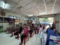 วัน ศุกร์ ที่ 9 ธันวาคม 2565 กองสวัสดิการสังคม เจ้าหน้าที่ฝ่ายพัฒนาชุมชน และเจ้าหน้าที่ กองยุทธศาสตร์ ลงพื้นที่ จัดทำแผนชุมชน เพื่อสอบถามความเดือดร้อน ความต้องการของประชาชนในชุมชน ณ ชุมชนสองแควสอง