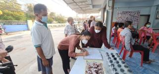 วัน ศุกร์ ที่ 9 ธันวาคม 2565 กองสวัสดิการสังคม เจ้าหน้าที่ฝ่ายพัฒนาชุมชน และเจ้าหน้าที่ กองยุทธศาสตร์ ลงพื้นที่ จัดทำแผนชุมชน เพื่อสอบถามความเดือดร้อน ความต้องการของประชาชนในชุมชน ณ ชุมชนร่วมแรง