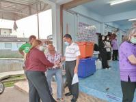 วัน ศุกร์ ที่ 9 ธันวาคม 2565 กองสวัสดิการสังคม เจ้าหน้าที่ฝ่ายพัฒนาชุมชน และเจ้าหน้าที่ กองยุทธศาสตร์ ลงพื้นที่ จัดทำแผนชุมชน เพื่อสอบถามความเดือดร้อน ความต้องการของประชาชนในชุมชน ณ ชุมชนร่วมแรง