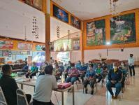 วัน พุธ ที่ 14 ธันวาคม 2565 กองสวัสดิการสังคม เจ้าหน้าที่ฝ่ายพัฒนาชุมชน และเจ้าหน้าที่ กองยุทธศาสตร์ ลงพื้นที่ จัดทำแผนชุมชน เพื่อสอบถามความเดือดร้อน ความต้องการของประชาชนในชุมชน ณ ชุมชนบัวคูณ