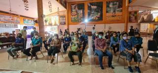 วัน พุธ ที่ 14 ธันวาคม 2565 กองสวัสดิการสังคม เจ้าหน้าที่ฝ่ายพัฒนาชุมชน และเจ้าหน้าที่ กองยุทธศาสตร์ ลงพื้นที่ จัดทำแผนชุมชน เพื่อสอบถามความเดือดร้อน ความต้องการของประชาชนในชุมชน ณ ชุมชนบัวคูณ