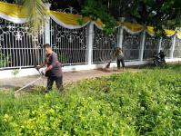 กองช่างเทศบาลนครแม่สอดปรับภูมิทัศน์หน้าป้ายรัชกาลที่10