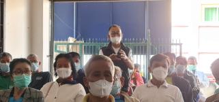 วัน ศุกร์ ที่ 16 ธันวาคม 2565 กองสวัสดิการสังคม เจ้าหน้าที่ฝ่ายพัฒนาชุมชน และเจ้าหน้าที่ กองยุทธศาสตร์ ลงพื้นที่ จัดทำแผนชุมชน เพื่อสอบถามความเดือดร้อน ความต้องการของประชาชนในชุมชน ณ ชุมชนตาลเดี่ยว