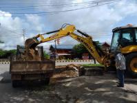 กองช่างปรับปรุงทางเท้าปากทางเข้าซอยร่วมใจ