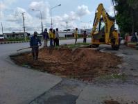 กองช่างปรับปรุงทางเท้าปากทางเข้าซอยร่วมใจ