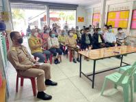 วัน จันทร์ ที่ 19 ธันวาคม 2565 กองสวัสดิการสังคม เจ้าหน้าที่ฝ่ายพัฒนาชุมชน และเจ้าหน้าที่ กองยุทธศาสตร์ ลงพื้นที่ จัดทำแผนชุมชน เพื่อสอบถามความเดือดร้อน ความต้องการของประชาชนในชุมชน ณ ชุมชนบ้านเหนือสามัคคี