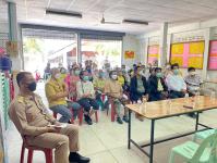 วัน จันทร์ ที่ 19 ธันวาคม 2565 กองสวัสดิการสังคม เจ้าหน้าที่ฝ่ายพัฒนาชุมชน และเจ้าหน้าที่ กองยุทธศาสตร์ ลงพื้นที่ จัดทำแผนชุมชน เพื่อสอบถามความเดือดร้อน ความต้องการของประชาชนในชุมชน ณ ชุมชนบ้านเหนือสามัคคี