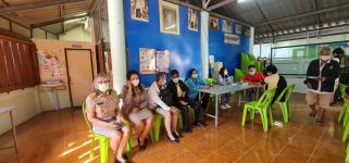 วัน จันทร์ ที่ 19 ธันวาคม 2565 กองสวัสดิการสังคม เจ้าหน้าที่ฝ่ายพัฒนาชุมชน และเจ้าหน้าที่ กองยุทธศาสตร์ ลงพื้นที่ จัดทำแผนชุมชน เพื่อสอบถามความเดือดร้อน ความต้องการของประชาชนในชุมชน ณ ชุมชนอินทรคีรี 1