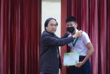 โรงเรียนกีฬาเทศบาลนครแม่สอดเข้ารับรางวัลและรับโอวาทจากนายเทศมนตรีนครแม่สอด ในการแข่งขันกีฬาเยาวชนแห่งชาติ ภาค 5 ครั้งที่ 38 “พิจิตรเกมส์”