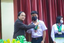 โรงเรียนกีฬาเทศบาลนครแม่สอดเข้ารับรางวัลและรับโอวาทจากนายเทศมนตรีนครแม่สอด ในการแข่งขันกีฬาเยาวชนแห่งชาติ ภาค 5 ครั้งที่ 38 “พิจิตรเกมส์”