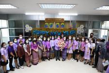 วันอังคารที่ 3 มกราคม 2566 ผู้อำนวยการกองคลัง พร้อมพนักงานเทศบาลและลูกจ้าง สังกัดกองคลัง เข้าพบท่านนายก ว่าที่ร้อยตรีประเสริฐ ปวงละคร เพื่อสวัสดีปีใหม่และขอพรปีใหม่ 2566