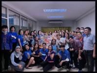 ผู้อำนวยการกองคลังพร้อมพนักงานและลูกจ้างกองคลัง ร่วมกันจัดกิจกรรมจับฉลากของขวัญปีใหม่ 2566