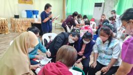 โครงการฝึกอาชีพให้ความรู้ชุมชนในเขตเทศบาลนครแม่สอด “หลักสูตรน้ำยาดันฝุ่น น้ำยาซักผ้า”