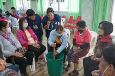 โครงการฝึกอาชีพให้ความรู้ชุมชนในเขตเทศบาลนครแม่สอด “หลักสูตรน้ำยาดันฝุ่น น้ำยาซักผ้า”