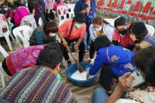 โครงการฝึกอาชีพให้ความรู้ชุมชนในเขตเทศบาลนครแม่สอด “หลักสูตรน้ำยาดันฝุ่น น้ำยาซักผ้า”