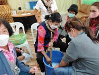 โครงการฝึกอาชีพให้ความรู้ชุมชนในเขตเทศบาลนครแม่สอด “หลักสูตรน้ำยาดันฝุ่น น้ำยาซักผ้า”