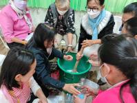 โครงการฝึกอาชีพให้ความรู้ชุมชนในเขตเทศบาลนครแม่สอด “หลักสูตรน้ำยาดันฝุ่น น้ำยาซักผ้า”