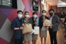 เทศบาลนครแม่สอดจัดกิจกรรมศึกษาดูงานด้านการจัดการศึกษาตามหลักปรัชญาของเศรษฐกิจพอเพียง และการส่งเสริมสนับสนุนและการยกระดับคุณภาพการจัดการศึกษา ณ จังหวัดชลบุรี