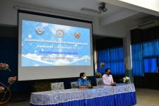 พิธีมอบทุนการศึกษา ค่าปัจจัยพื้นฐานสำหรับนักเรียนยากจนโรงเรียนเทศบาลวัดชุมพลคีรี