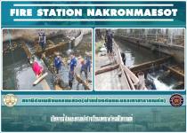ดับเพลิงนครแม่สอด ดำเนินการเปิดทางน้ำไหลสะพานหลังโรงเรียนเทศบาลวัดมณีไพรสณฑ์