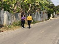 ฝ่ายพัฒนาชุมชนได้ลงพื้นสำรวจข้อมูลครัวเรือนที่ตกเกณฑ์ จปฐ.และได้รับการช่วยเหลือจากเทศบาลเรียบร้อยแล้ว เพื่อนำมาบันทึกข้อมูลงานแก้จนในทุกพื้นที่ผ่านระบบ MOI WAR ROOM ต่อไป