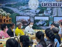 เข้าร่วมประชุมกับชมรมผู้สูงอายุ ทน.แม่สอด ณ ห้องประชุมโกเมน