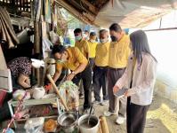  ลงพื้นที่เยี่ยมบ้านผู้สูงอายุเพื่อประเมินสภาพที่อยู่อาศัยในการวางแผนปรับสภาพที่อยู่อาศัยฯ