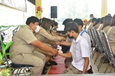 พิธีปัจฉิมนิเทศนักเรียนชั้นประถมศึกษาปีที่ 6 และชั้นมัธยมศึกษาปีที่ 3 โรงเรียนเทศบาลวัดมณีไพรสณฑ์ 